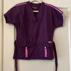 Beautiful Scrub top.